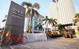 D VAREE JOMTIEN BEACH
