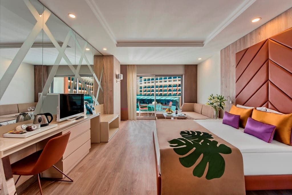 rooms-be-family-a-room-side-sea-view
