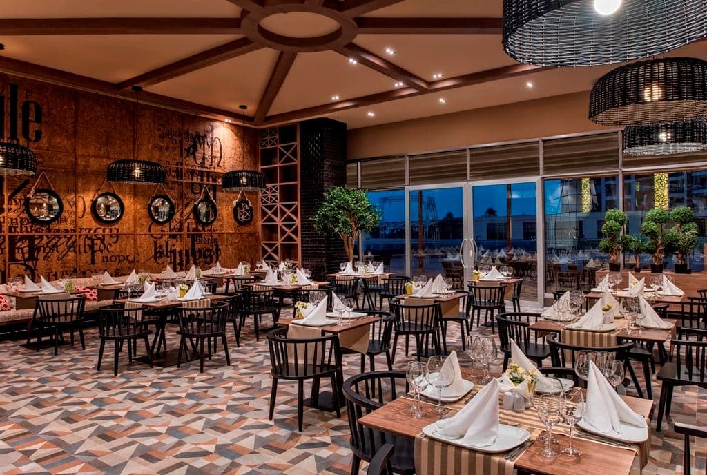 restaurants-a-la-carte-restaurant-2