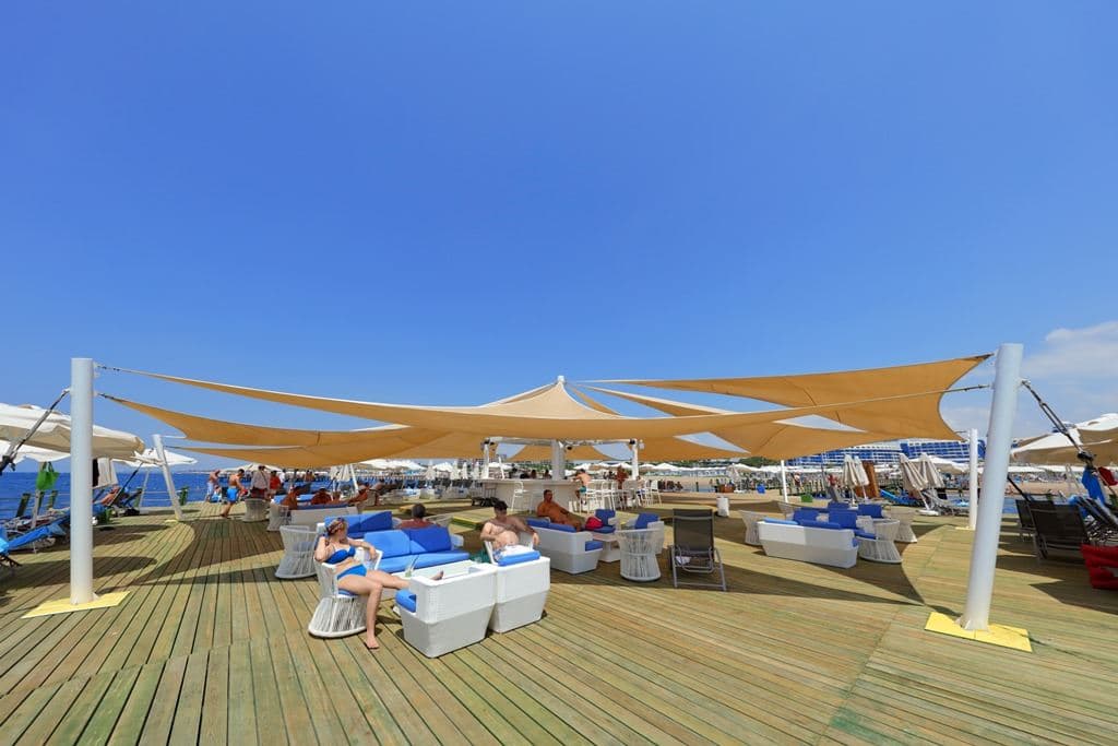 bars-pier-bar