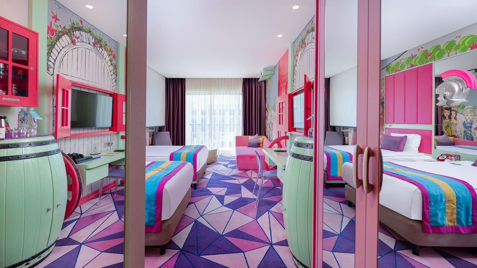 rooms-deluxe-room