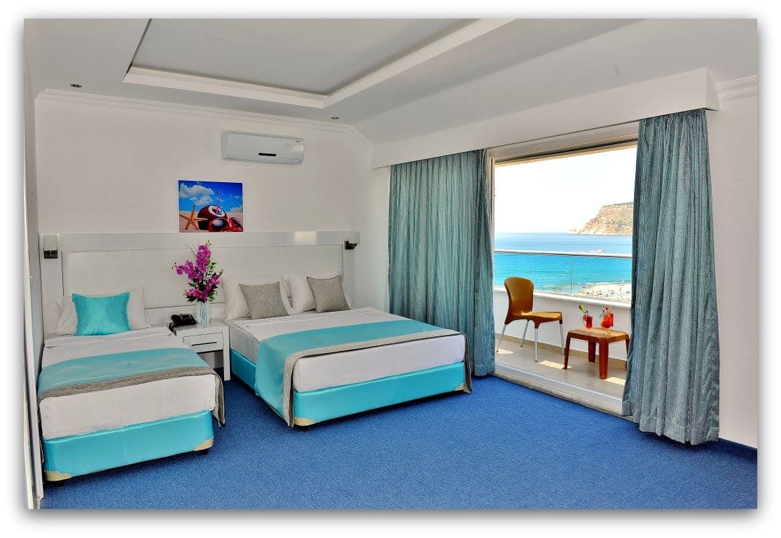 rooms-family-room