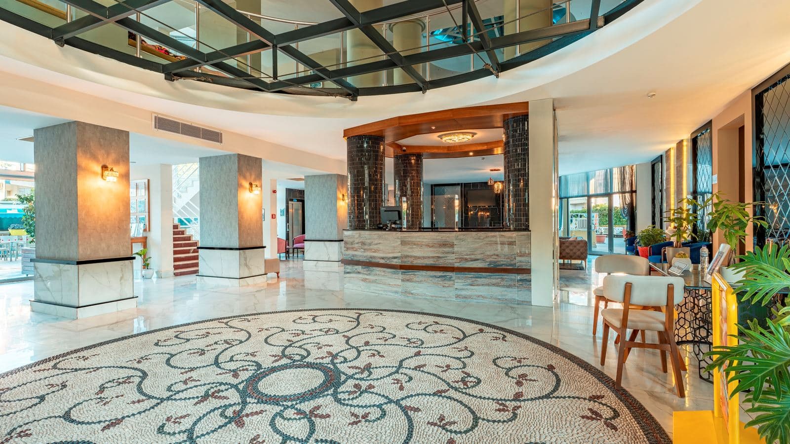 restaurants-lobby-bar