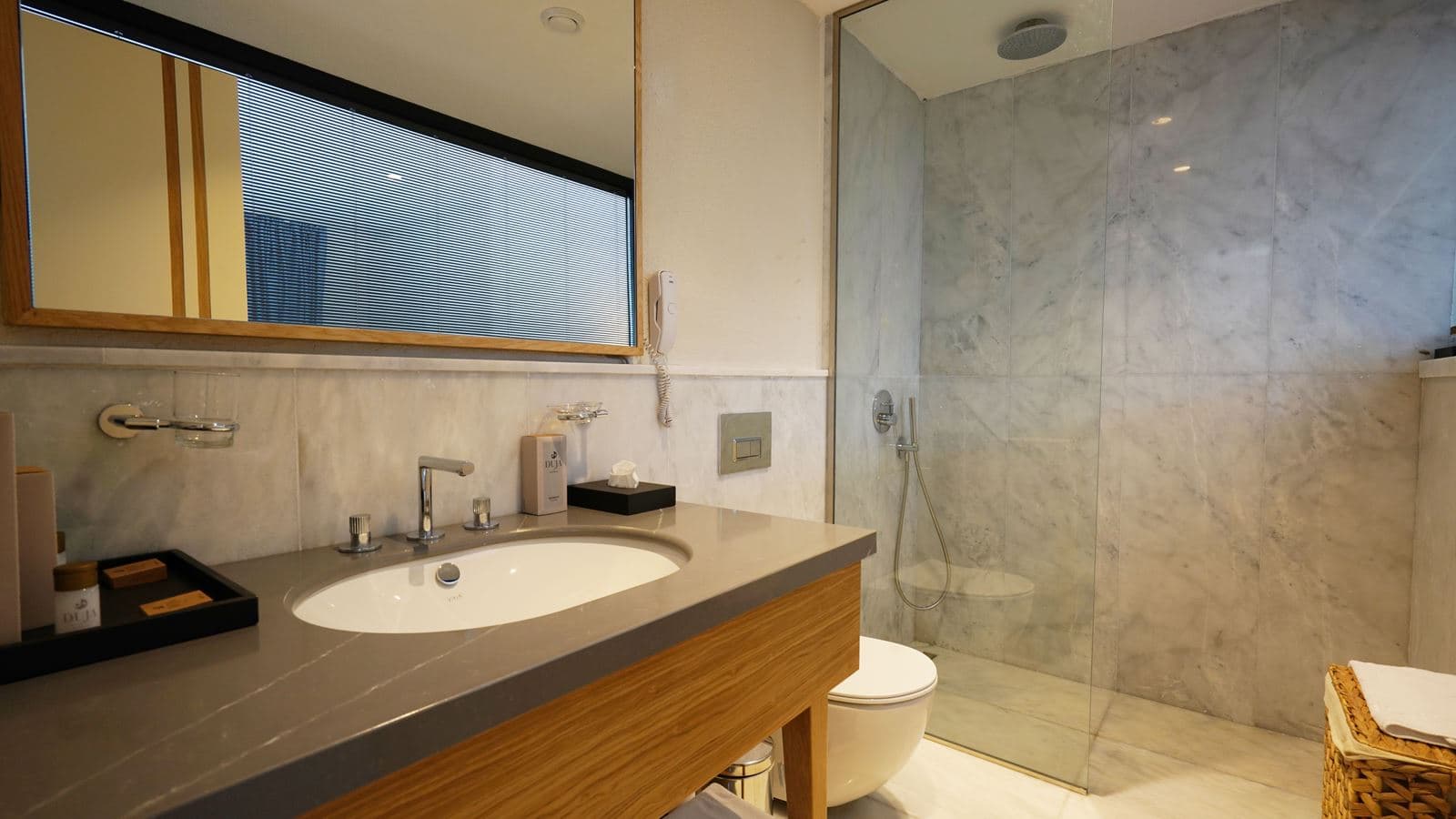 rooms-deluxe-fam-suit-gv