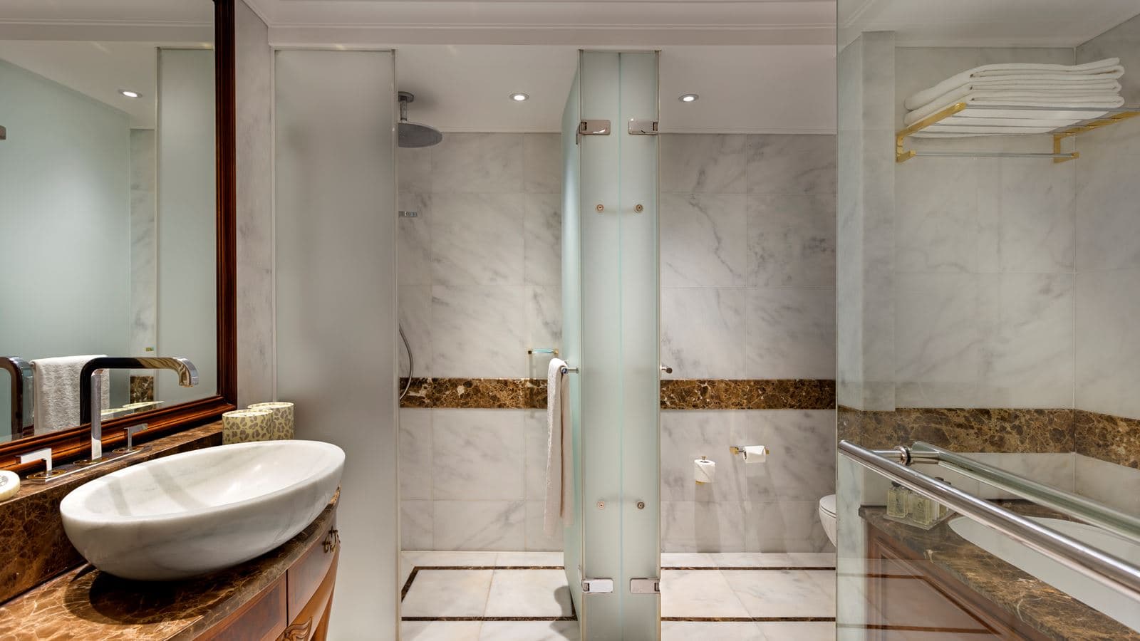rooms-family-room