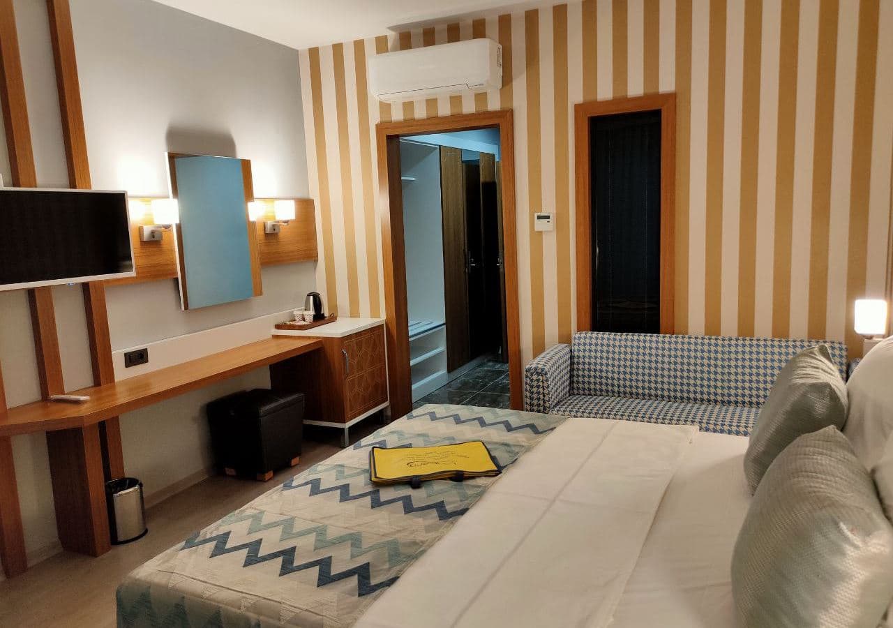 rooms-standard-room