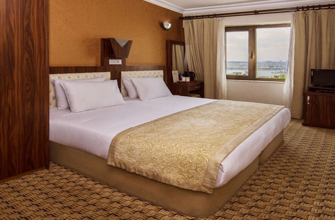 rooms-standard-room