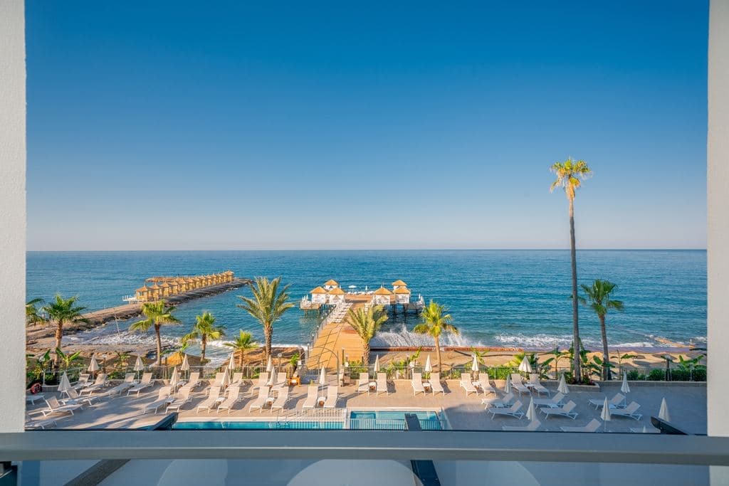 rooms-standard-premium-room-sea-view