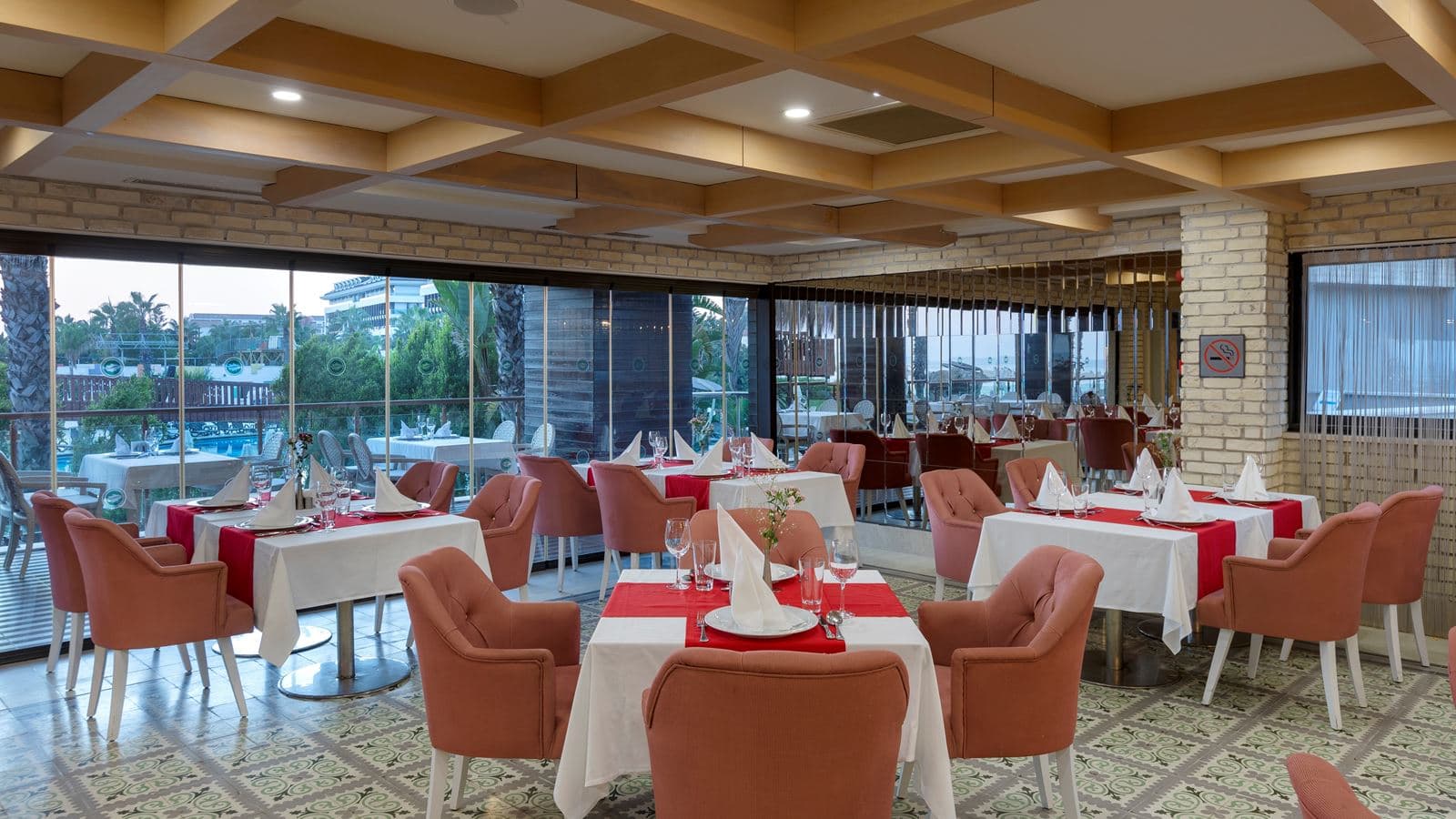 restaurants-safran-a-la-carte-restaurant