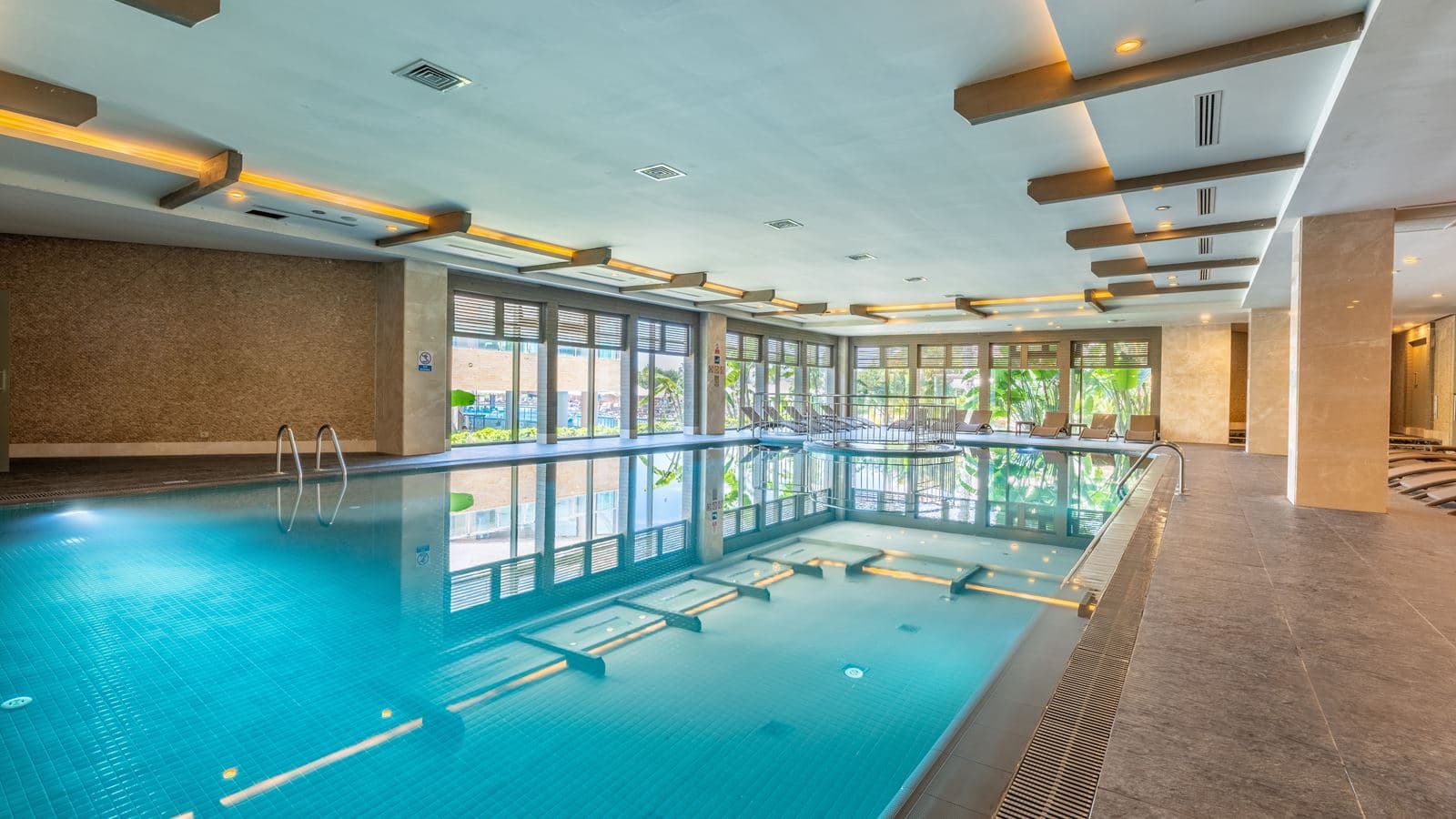 pools-indoor-pool