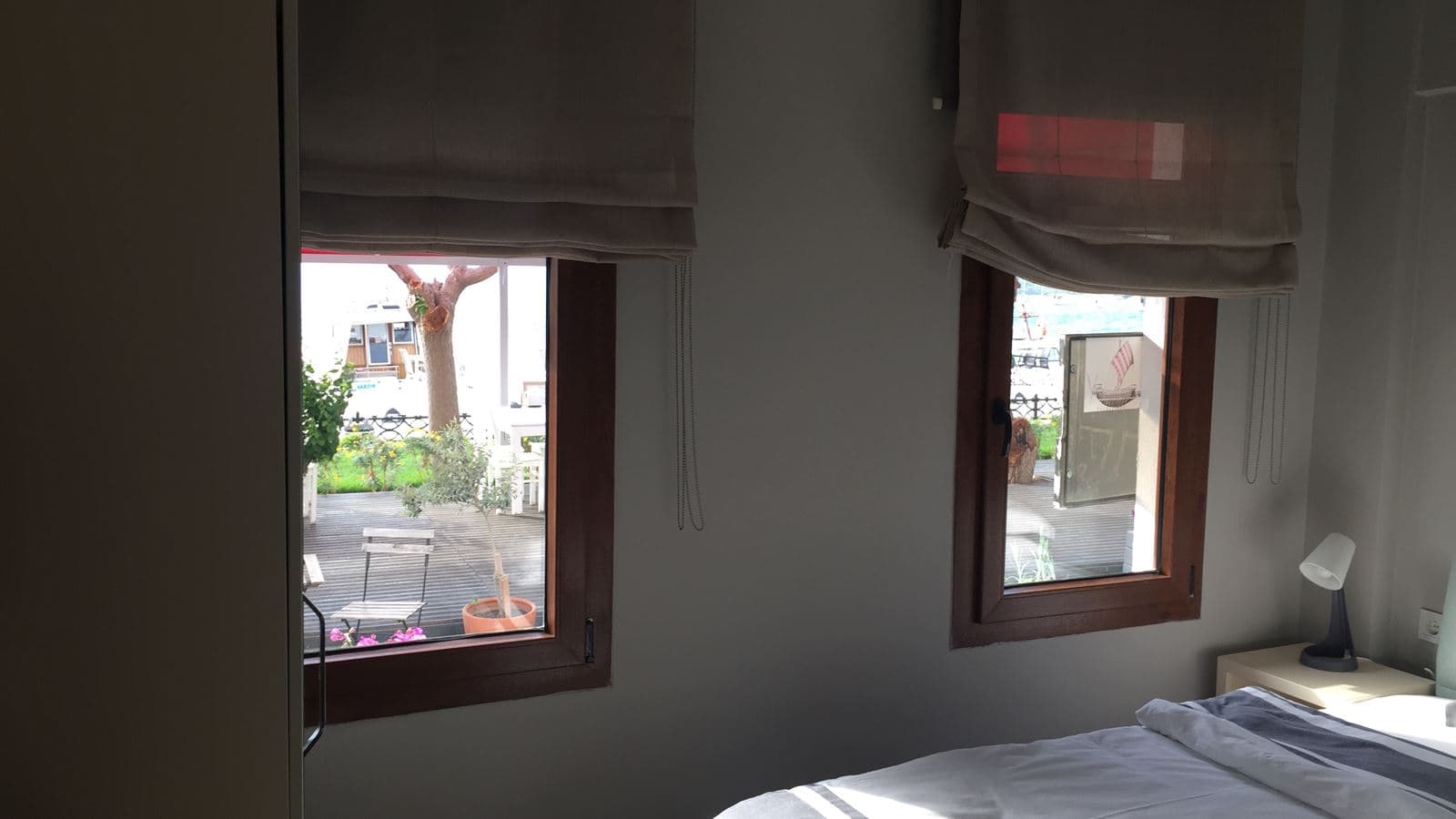 rooms-standart-single-room-with-sea-wiev