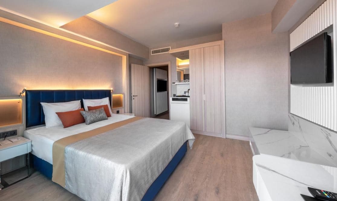 rooms-family-superior-swimup-sea-view