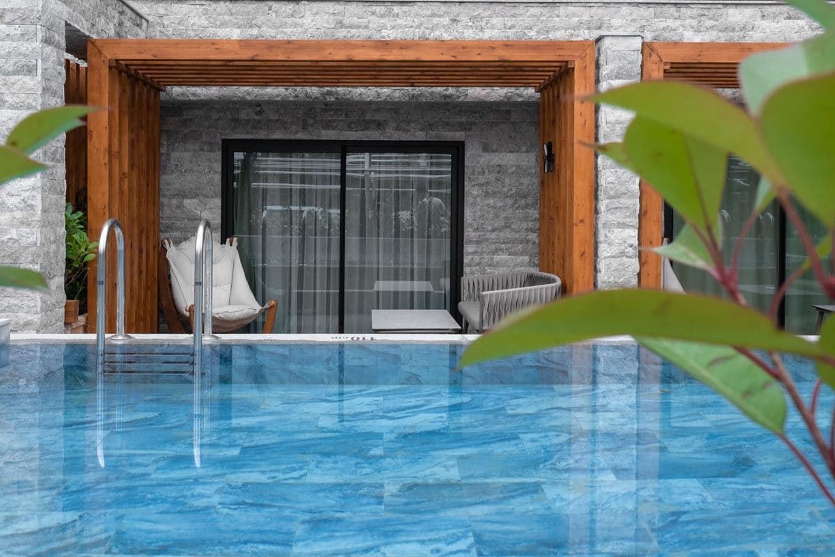 rooms-superior-swimup-sea-view