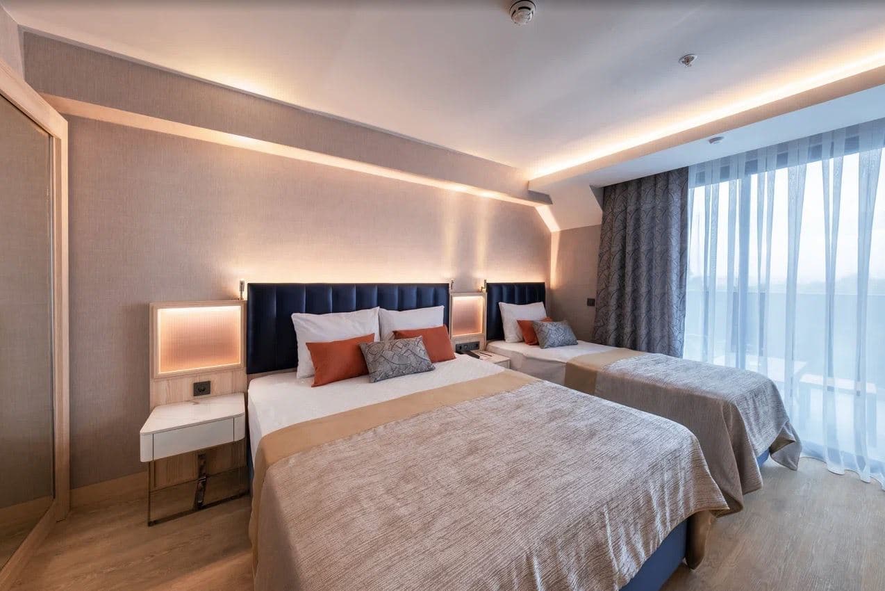 rooms-standard-land-view