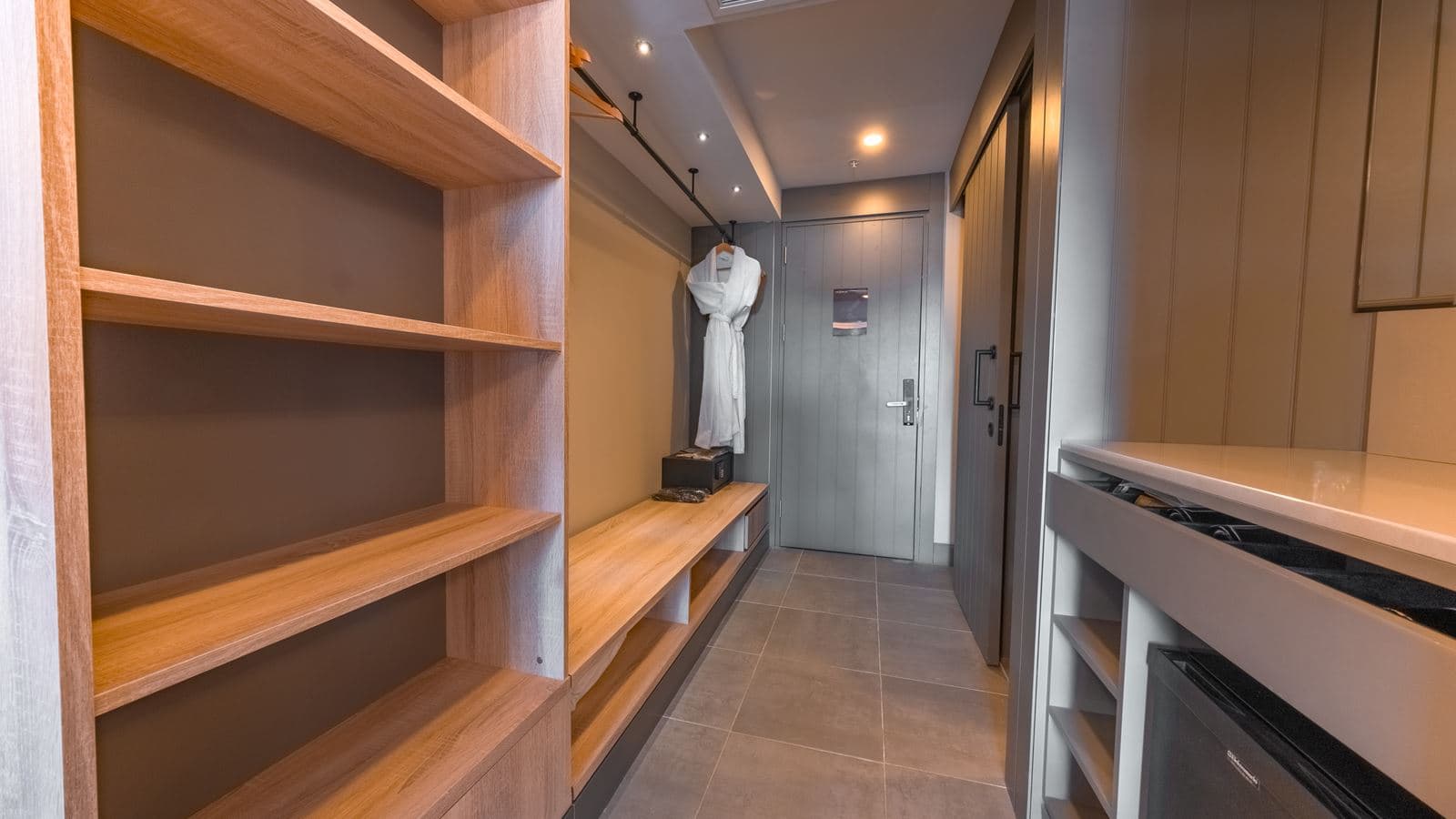 rooms-standard-room-with-jacuzzistandard-room-with-jacuzzi