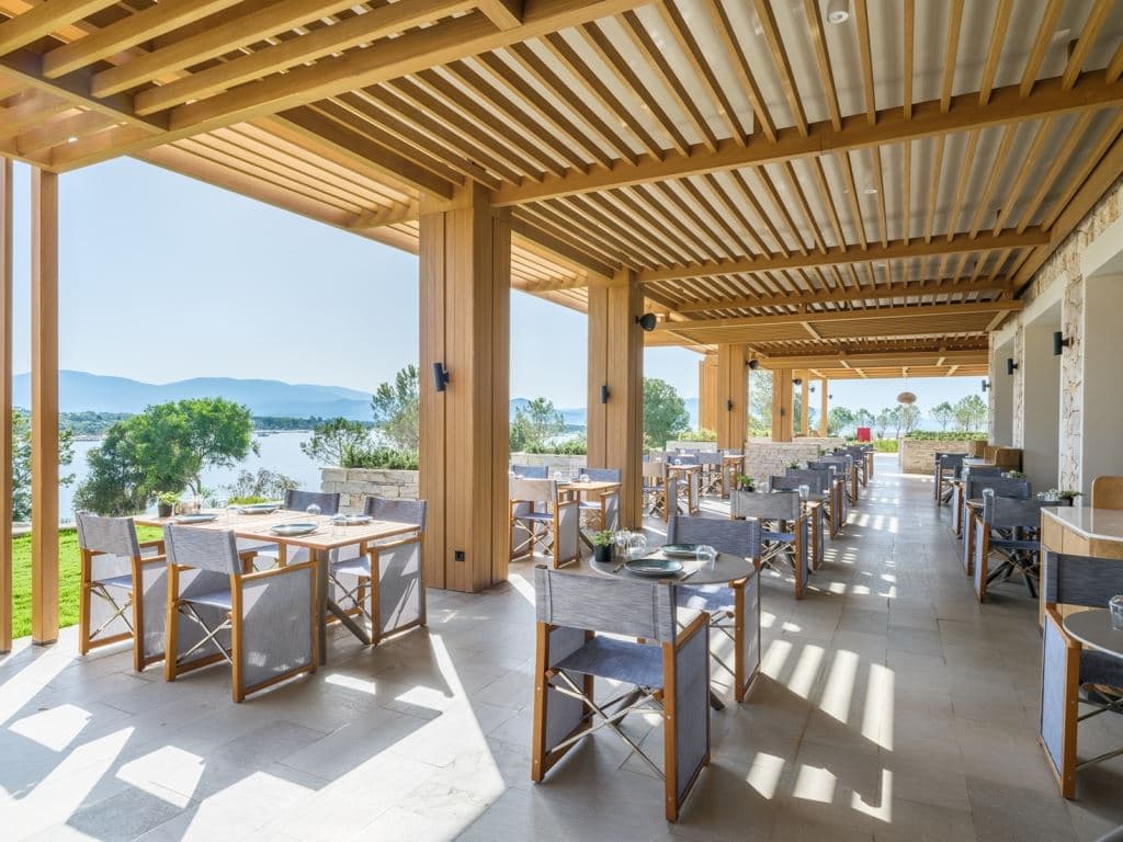 restaurants-mansion-all-day-dining-bistro