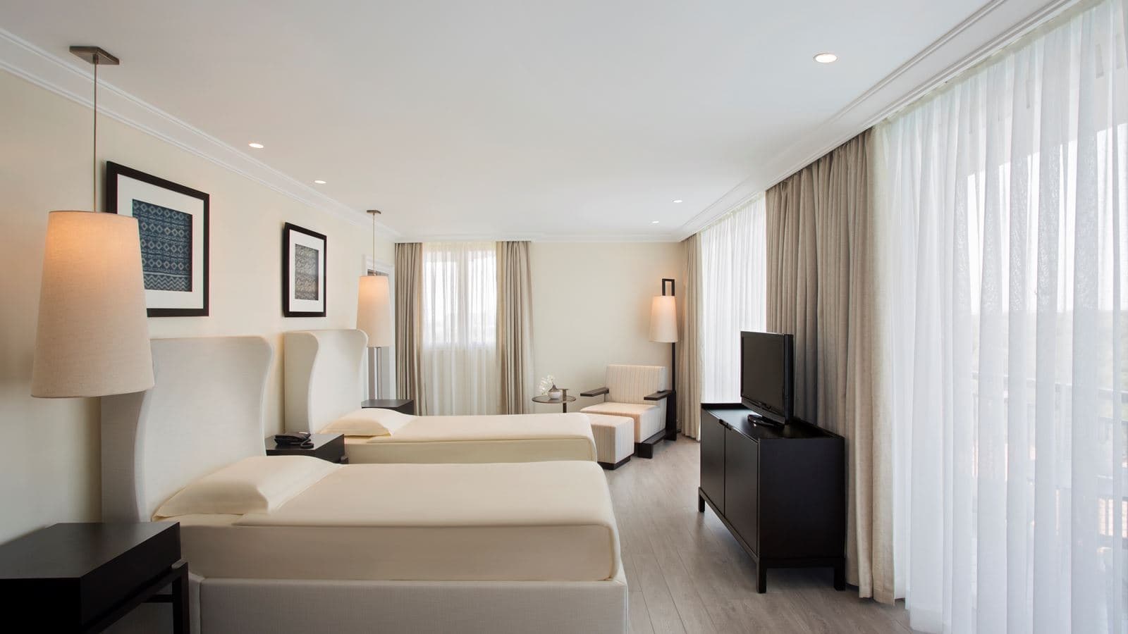 rooms-king-suite
