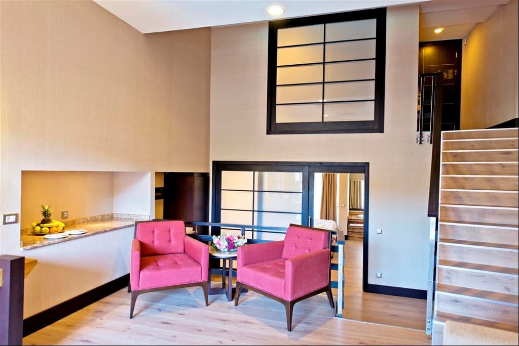 rooms-family-room