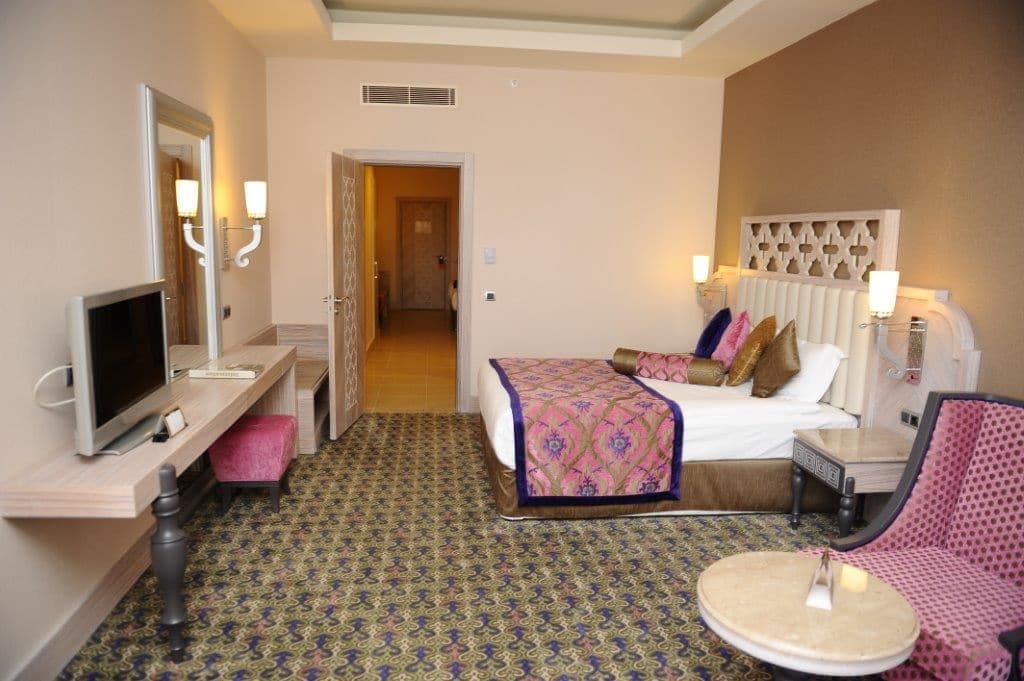 rooms-family-room