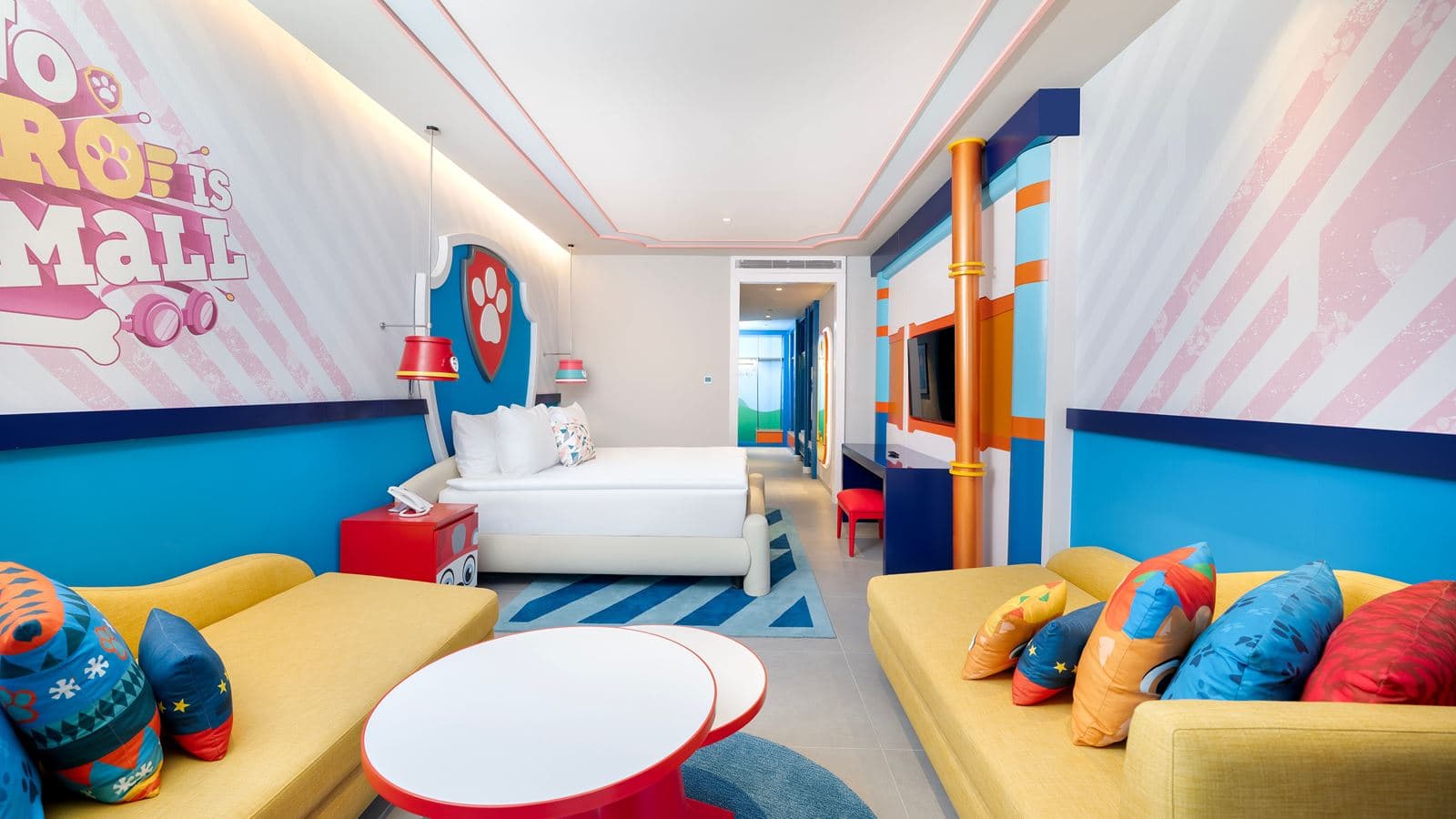rooms-themed-deluxe-room-connection