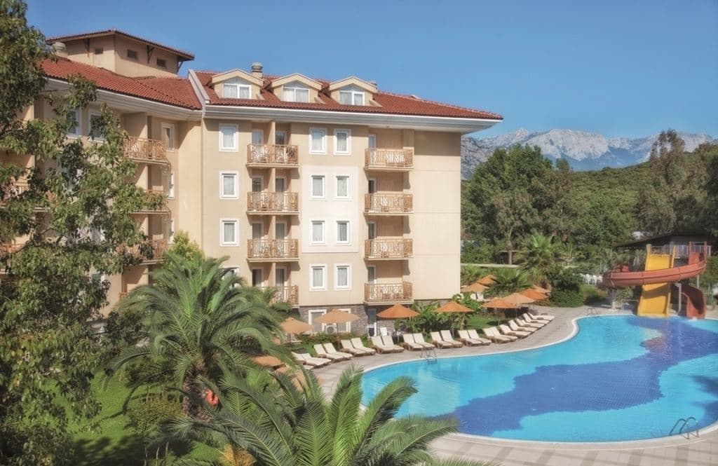 pools-outdoor-pool