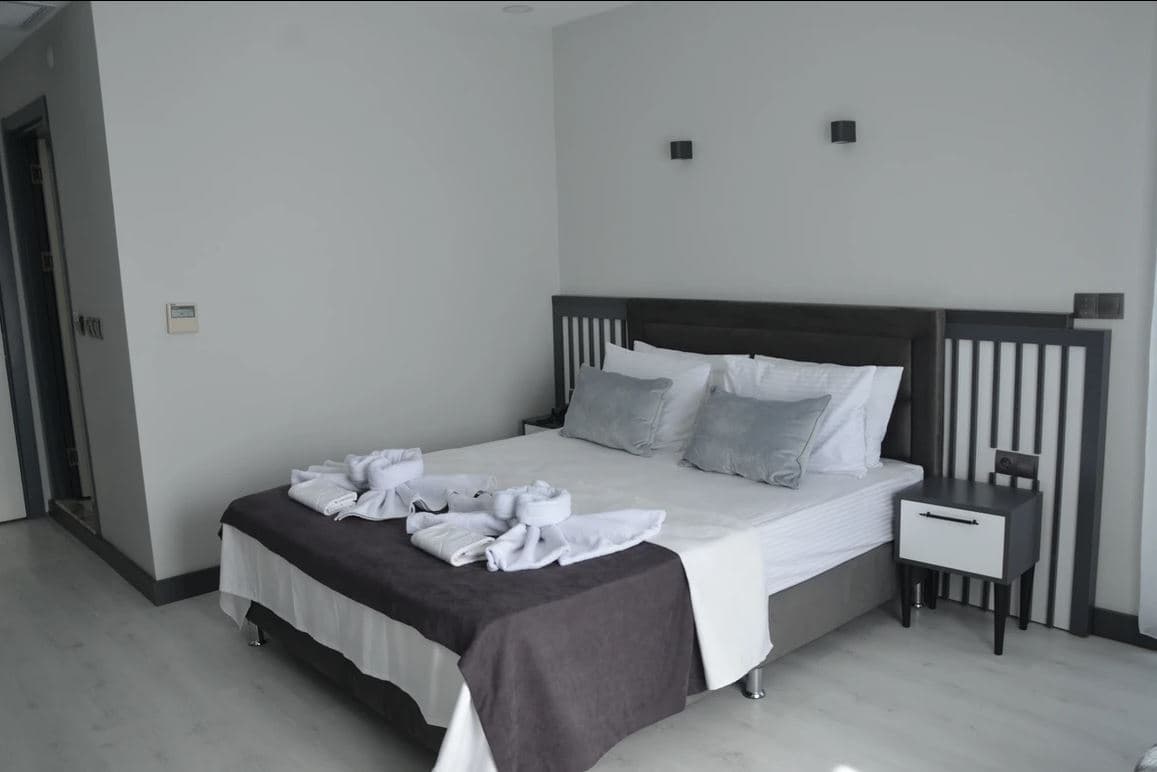 rooms-standard-room-garden-view