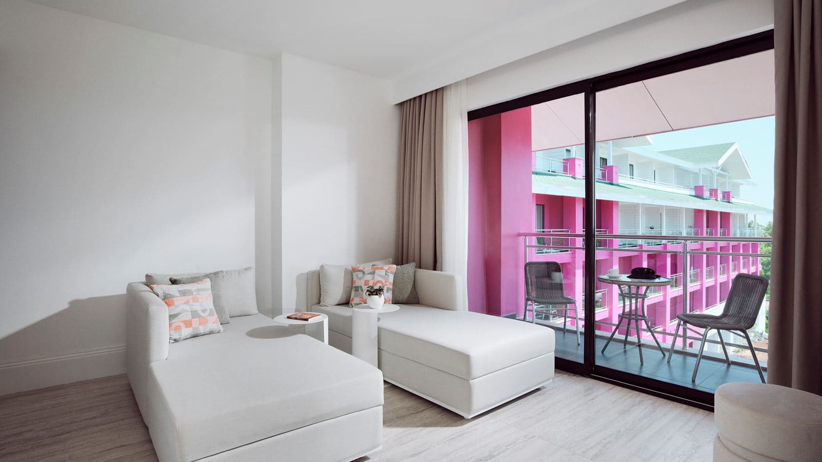 rooms-corner-room