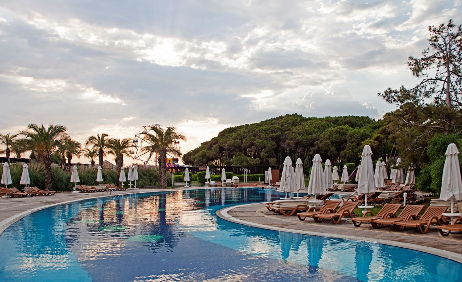pools-outdoor-pool
