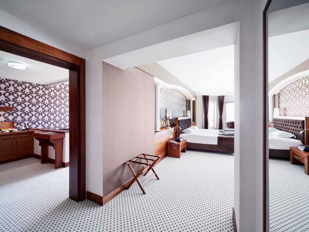 rooms-king-suite