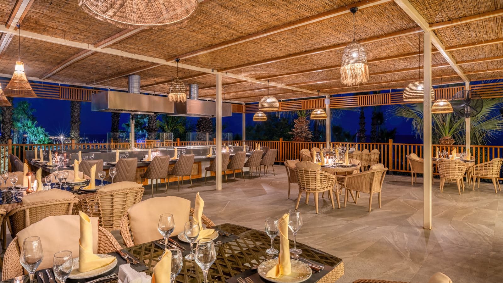 restaurants-restaurants