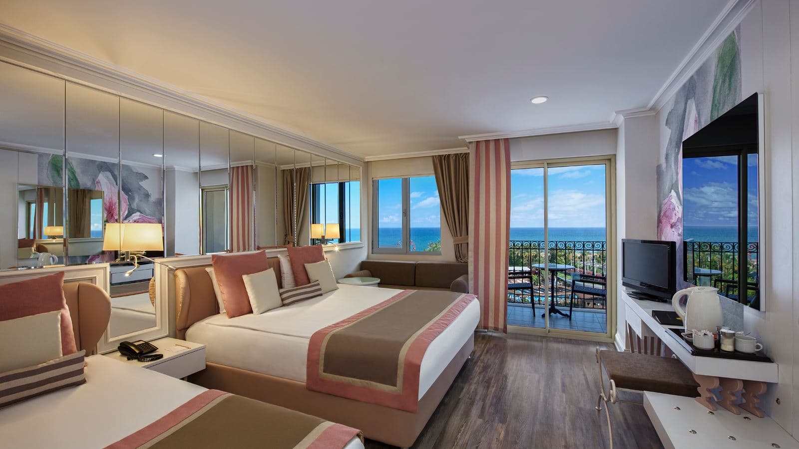 rooms-standart-room-sea-view-with-balcony