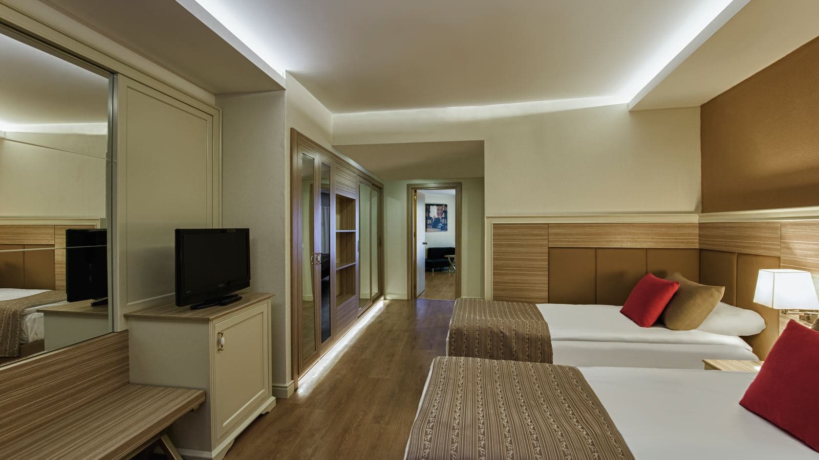 rooms-family-room