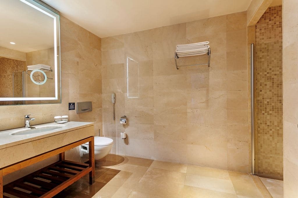 rooms-admiral-suite