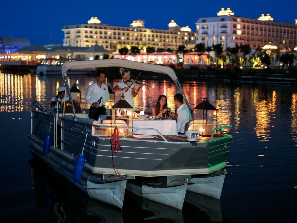 restaurants-boat