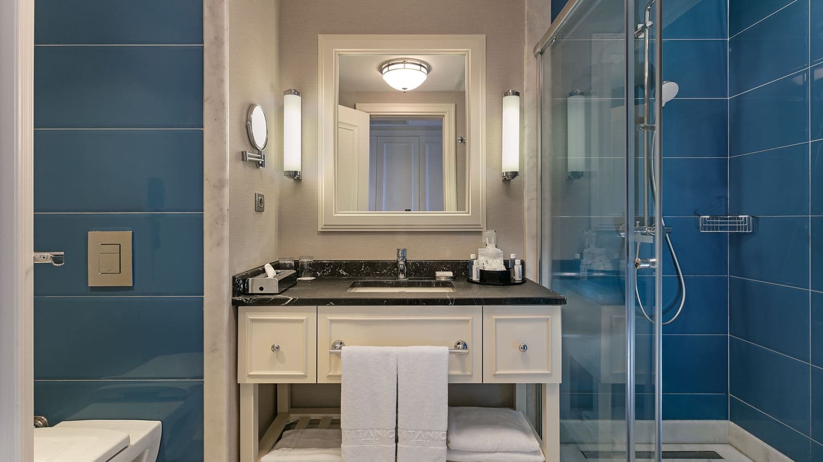 rooms-superior-room