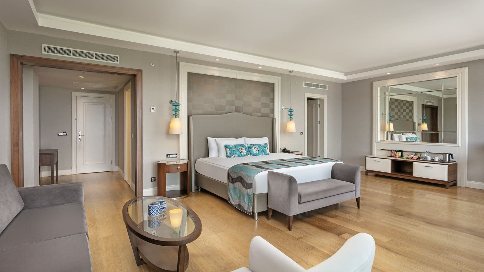 rooms-deluxe-room