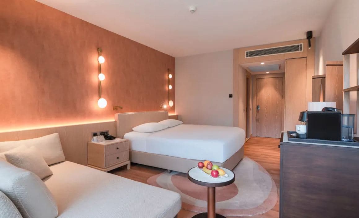 rooms-standard-room-main-building