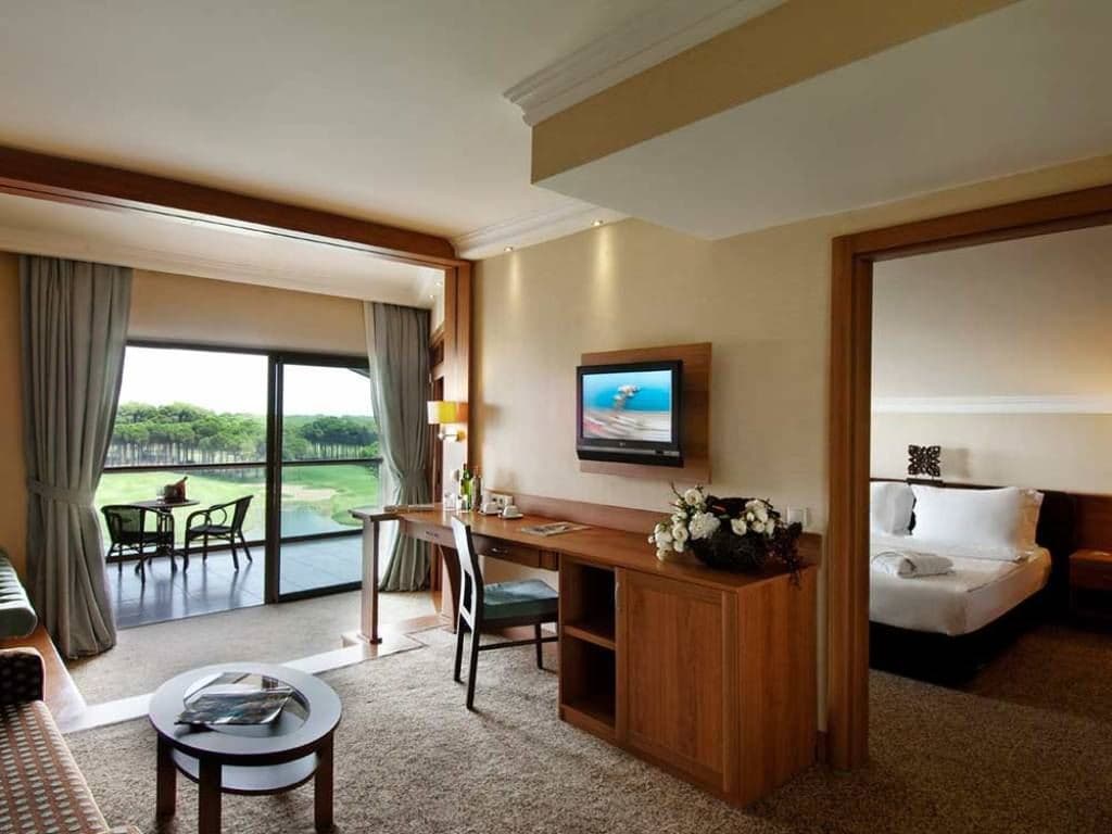 rooms-suite-room