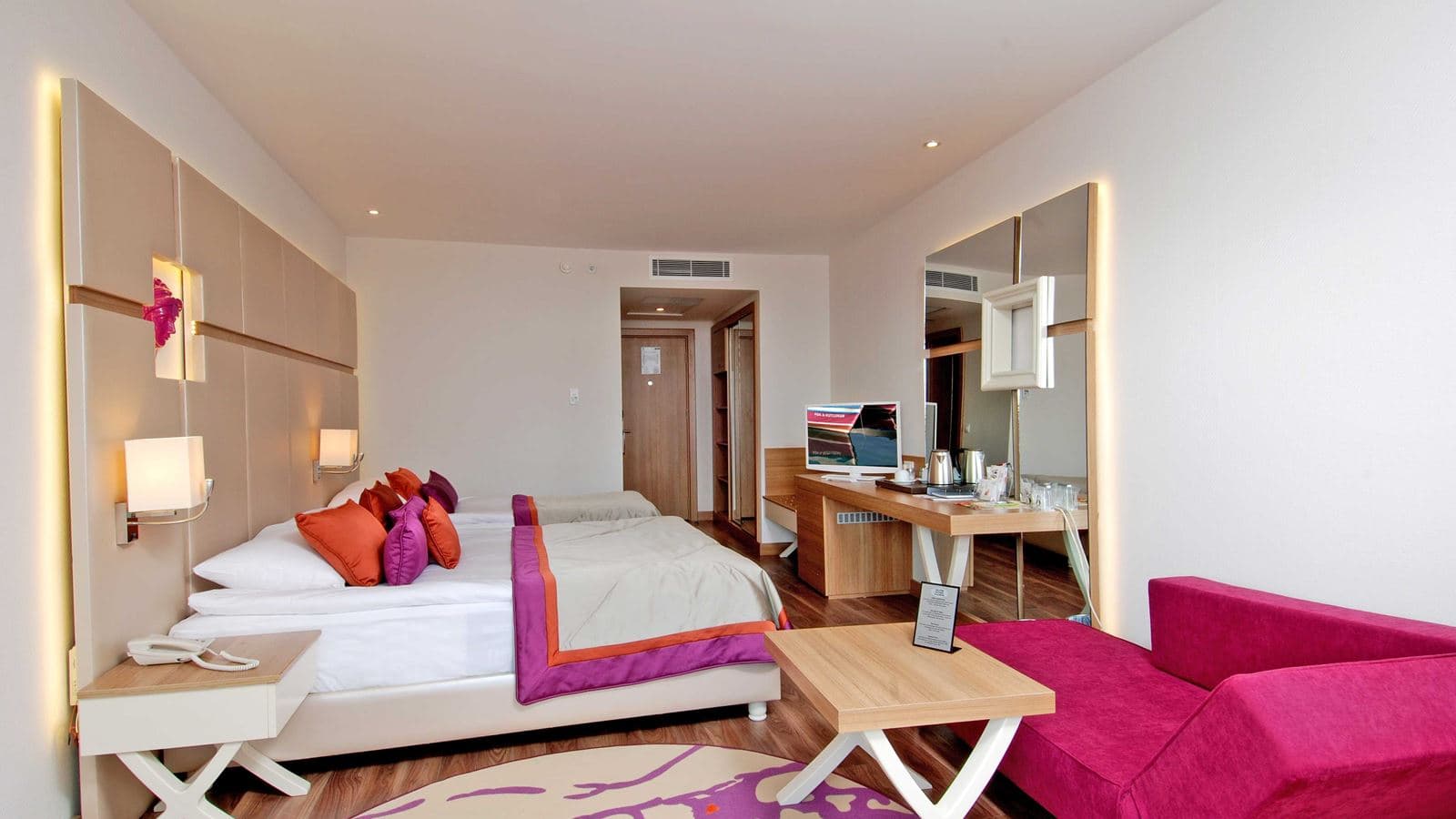 rooms-standart-room-sea-side-view