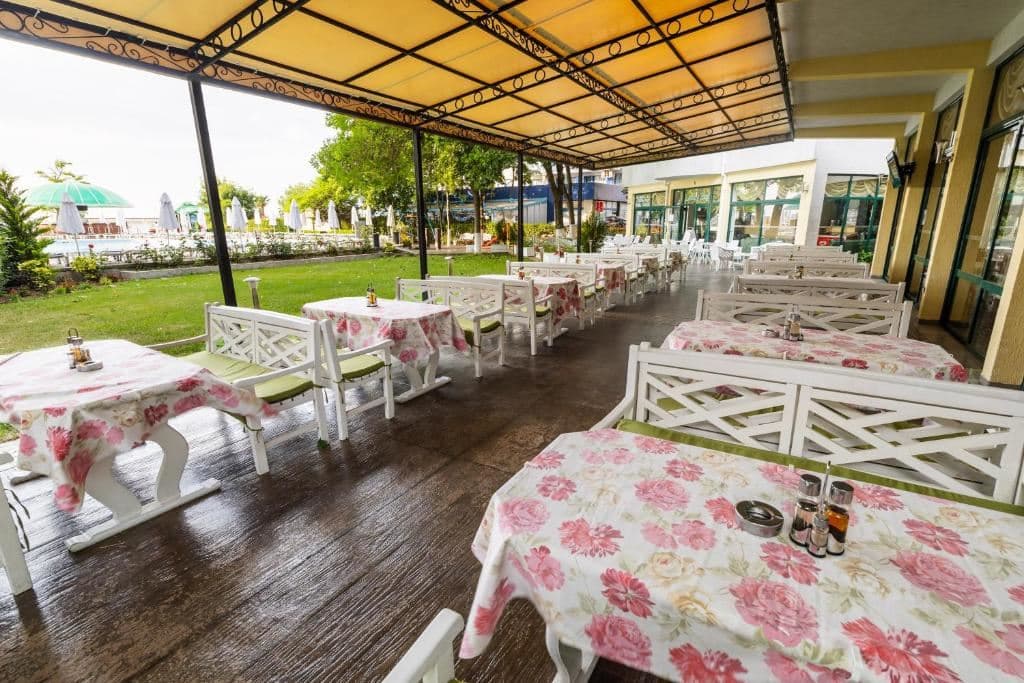 restaurants-main-restaurant