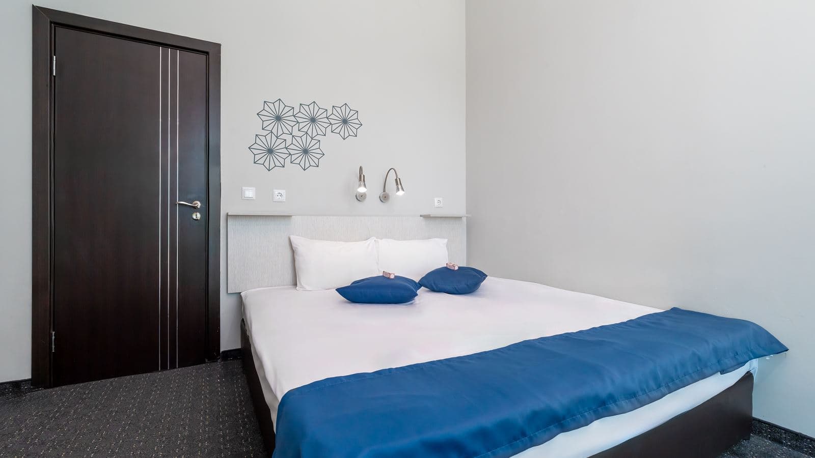 rooms-suite-room