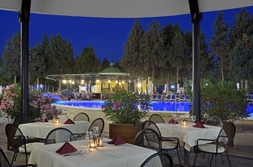 restaurants-main-restaurant