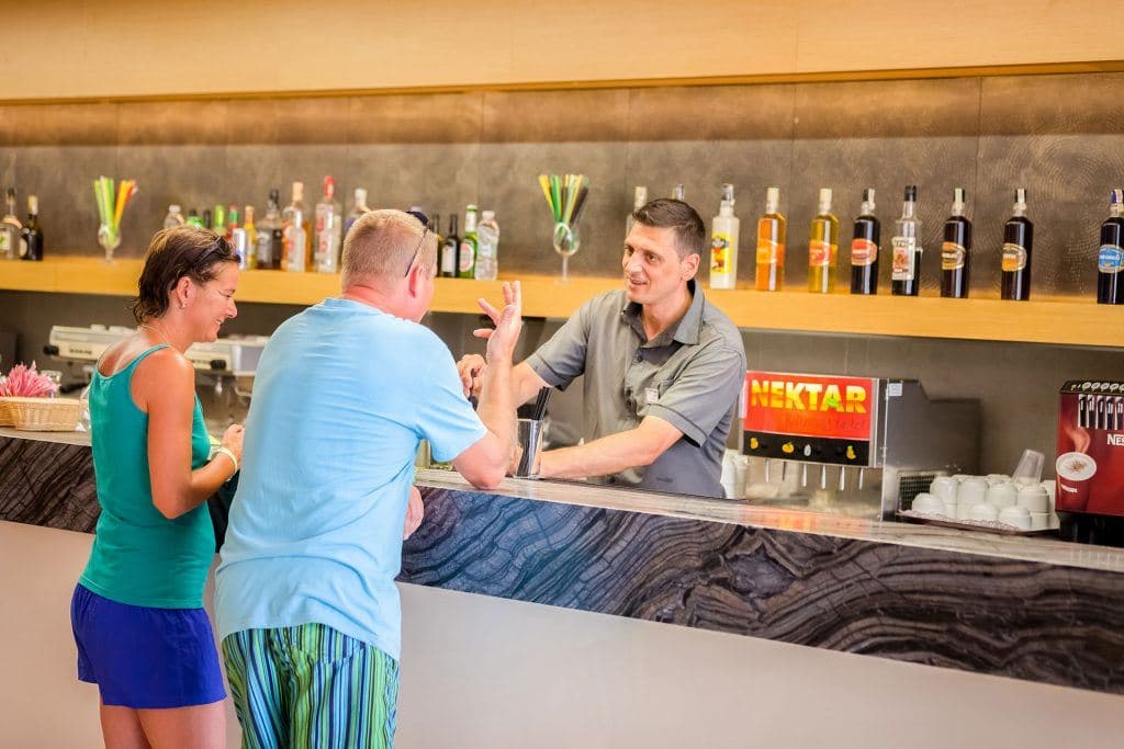 bars-lobby-bar