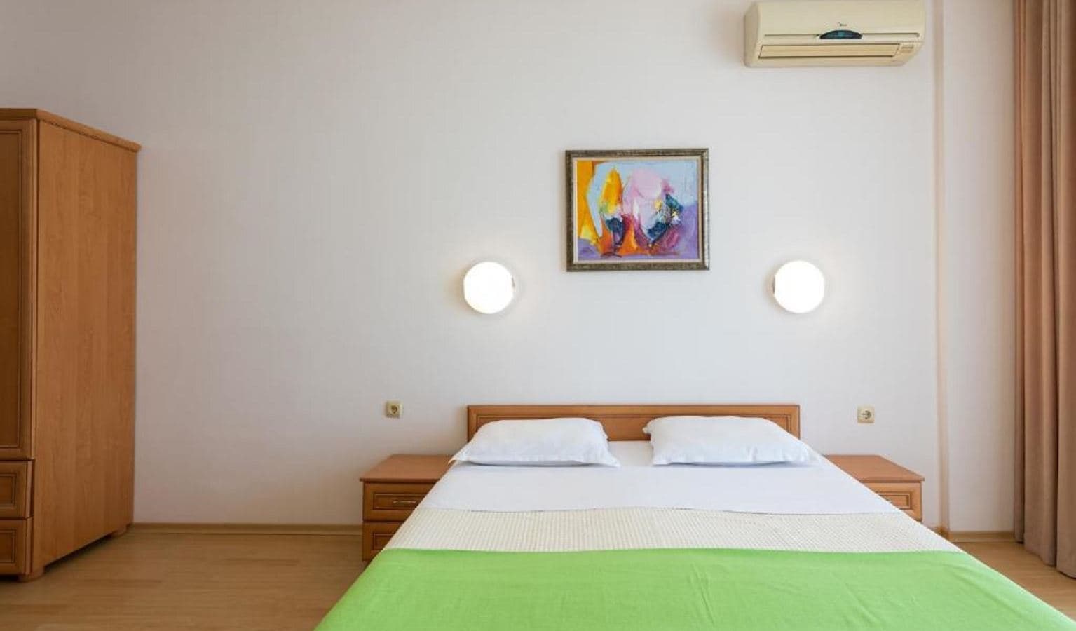 rooms-one-bedroom-apartment