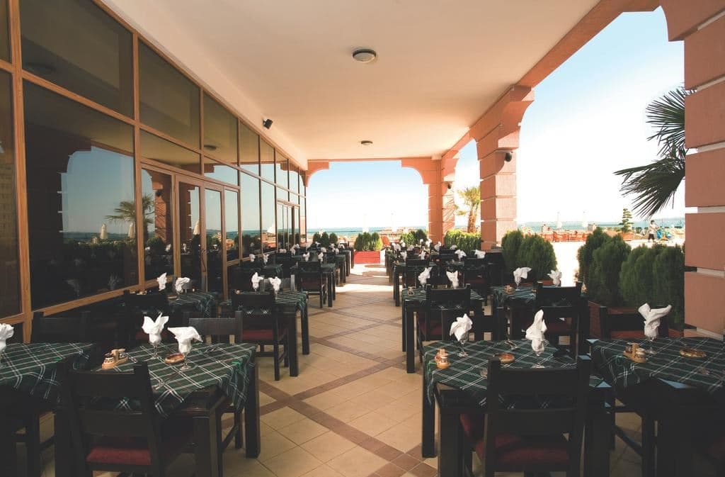 restaurants-restaurants