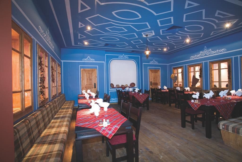 restaurants-restaurants