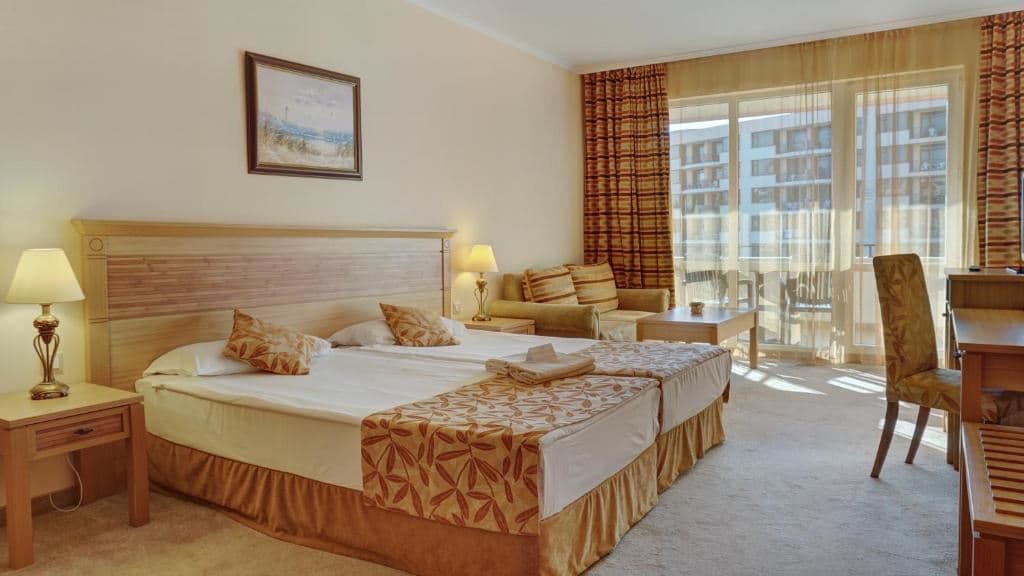 rooms-double-high-room