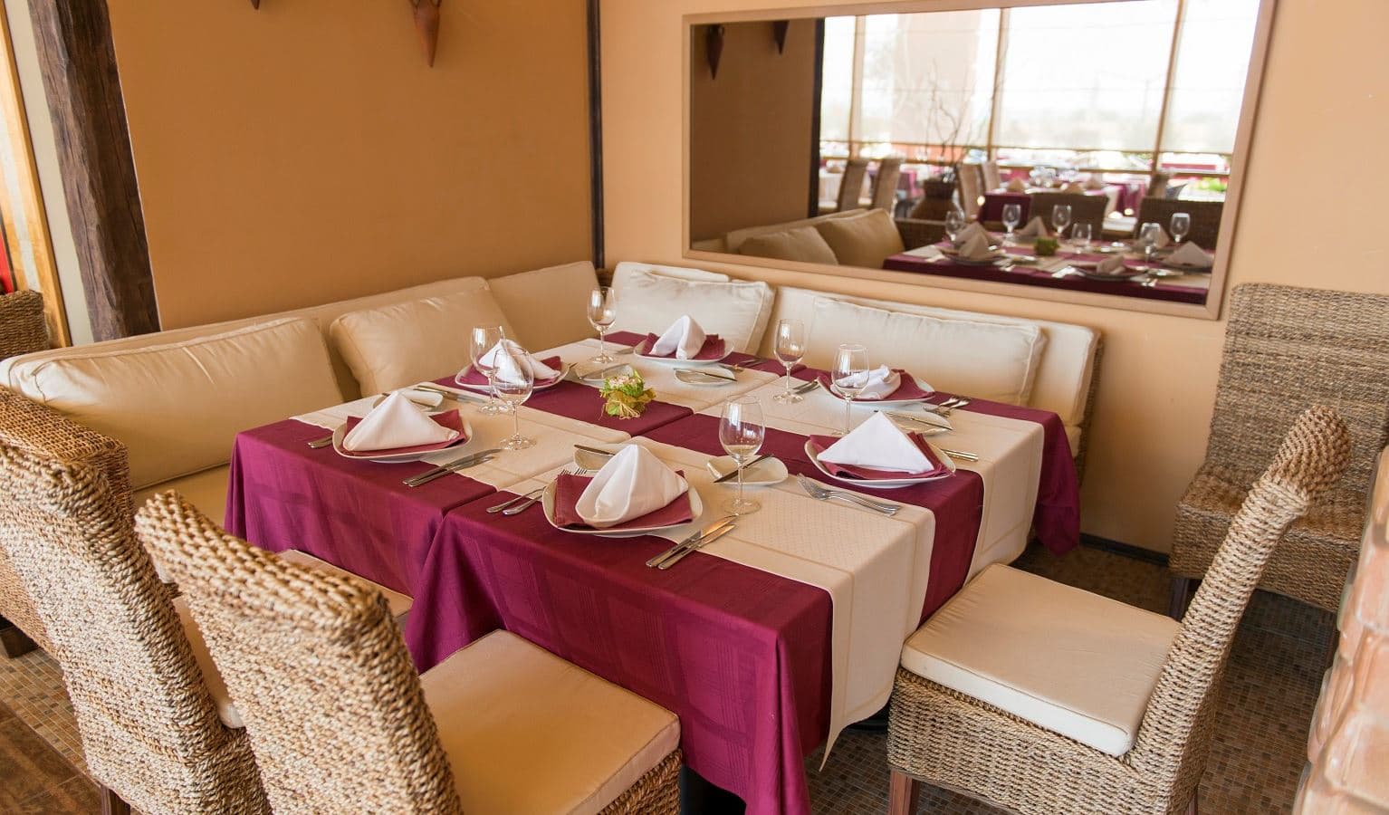 restaurants-restaurants