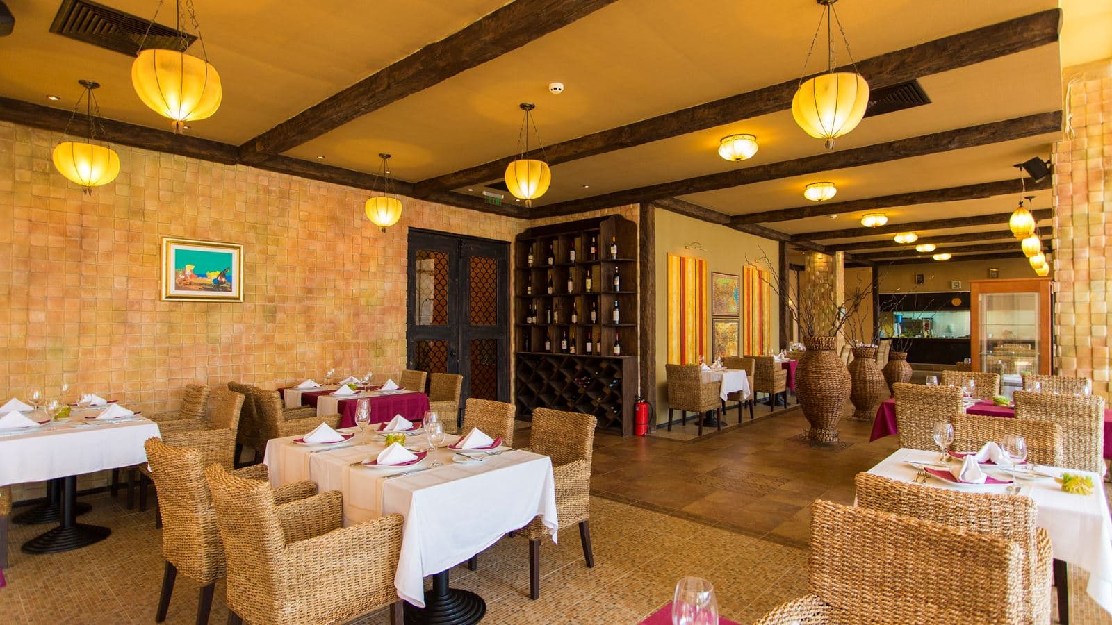 restaurants-restaurants