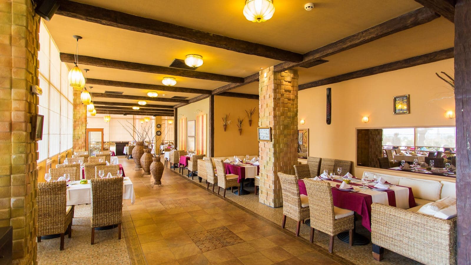 restaurants-restaurants
